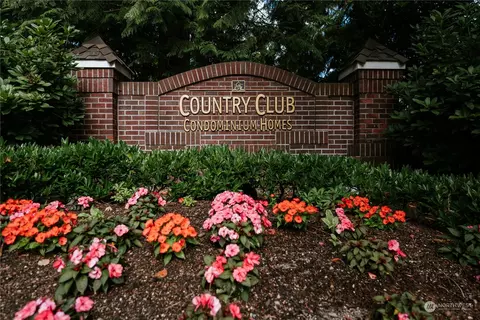 15433 Country Club Dr #E304, Mill Creek, WA 98012