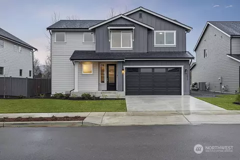 Exterior - 1077 Lindenberger Ln, Enumclaw, WA 98022 photo 9 of 11