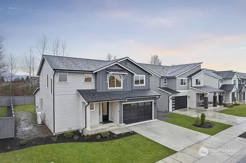 Exterior - 1077 Lindenberger Ln, Enumclaw, WA 98022 photo 6 of 11