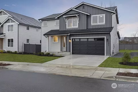 Exterior - 1077 Lindenberger Ln, Enumclaw, WA 98022 photo 8 of 11