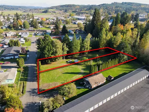 202 South St, Centralia, WA 98531