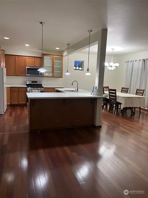 217 79th Pl SE, Everett, WA 98203 photo 3