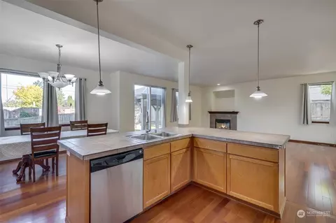 217 79th Pl SE, Everett, WA 98203 photo 8