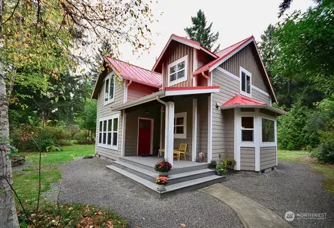 12650 Moes Rd SE, Rainier, WA 98576
