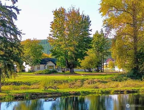 311 Madison St, Ryderwood, WA 98581