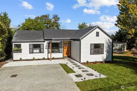 208 S 101st St, Seattle, WA 98168