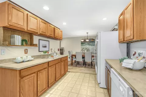 19215 1st Ave SE, Bothell, WA 98012 photo 14