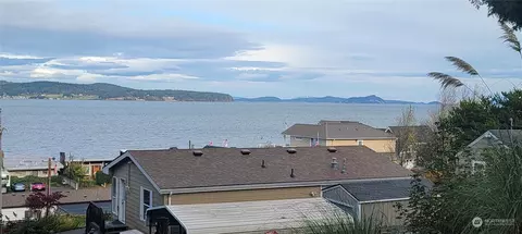 165 E North Camano Dr, Camano Island, WA 98282
