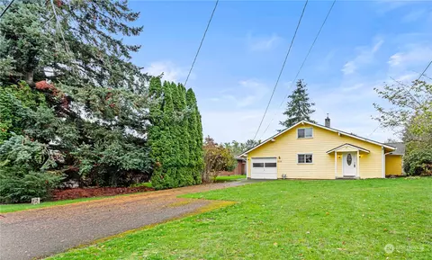 2735 St Paul St, Bellingham, WA 98226