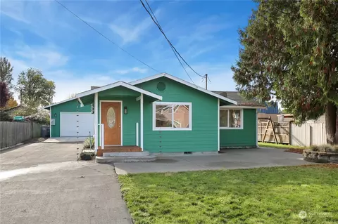132 Wayne Ave, Pacific, WA 98047