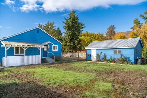 220 W Delicious St, Tonasket, WA 98855