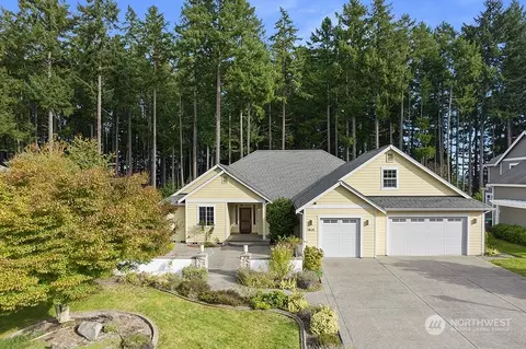 614 Alma Ln SE, Olympia, WA 98513