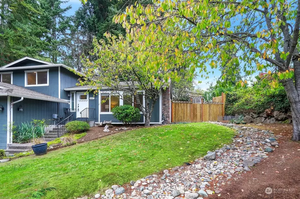  6621 180th St SW, Lynnwood, WA 98037 photo 2