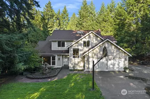 4543 SE Land Summit Ct, Port Orchard, WA 98366