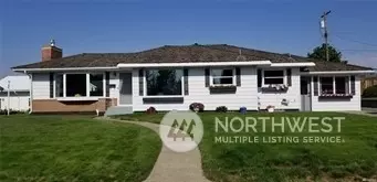 206 W 11th Ave, Ritzville, WA 99169