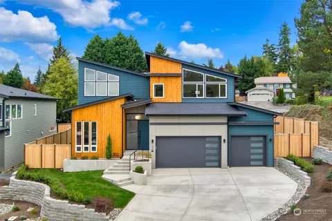 10040 NE 196th Pl, Bothell, WA 98011