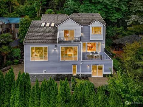 1520 E Interlaken Blvd, Seattle, WA 98112