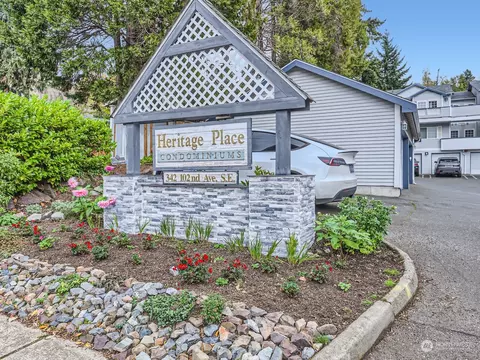 342 102nd Ave SE #314, Bellevue, WA 98004