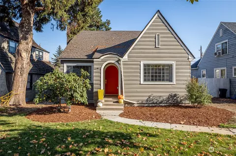 107 N Garfield Ave, Wenatchee, WA 98801