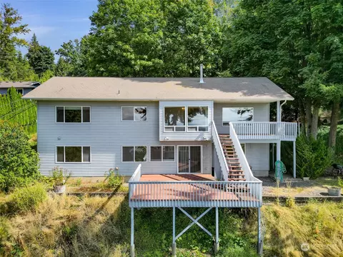 1526 Emerald Lake Way, Bellingham, WA 98226