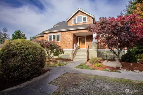 31959 Salsbury Hill Ln NE, Poulsbo, WA 98370