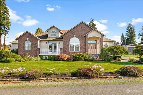 264 Prestwick Dr, Camano Island, WA 98282