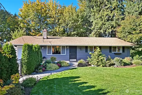20407 104th Ave NE, Bothell, WA 98011