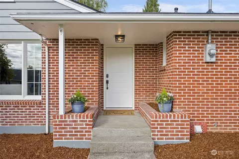 113 Kennicott Rd, Chehalis, WA 98532