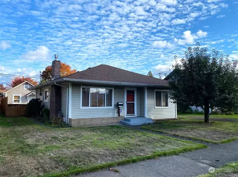 826 J St, Centralia, WA 98531
