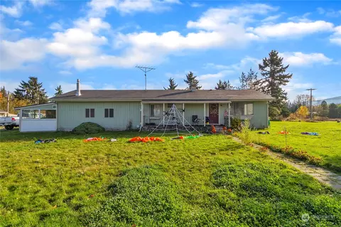 40 Apple Blossom Ln, Sequim, WA 98382