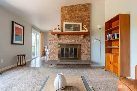 6025 Waller, Tacoma, WA 98443 photo 4