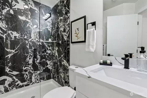 1610 N 48th St, Seattle, WA 98103 photo 21