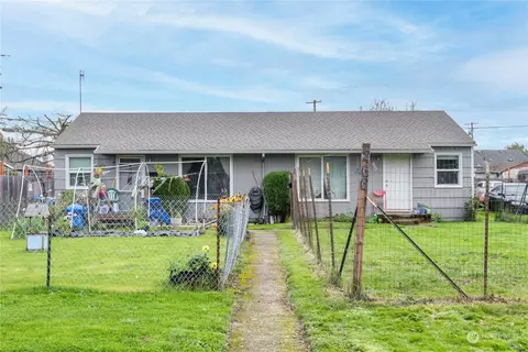 266 Cypress St, Longview, WA 98632