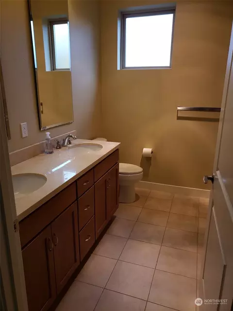 15730 116th Ave NE #302, Bothell, WA 98011 photo 17