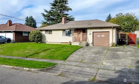 1105 S 68th St, Tacoma, WA 98408