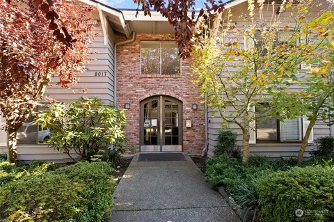 8017 234th St SW #307, Edmonds, WA 98026