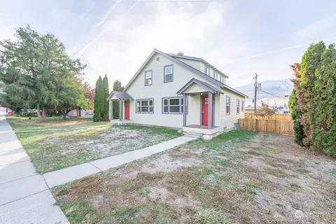 220 E Chelan Ave, Chelan, WA 98816 photo 39