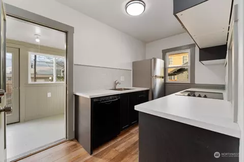 220 E Chelan Ave, Chelan, WA 98816 photo 5