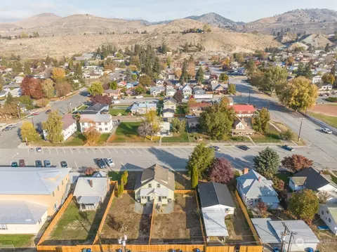 220 E Chelan Ave, Chelan, WA 98816 photo 36