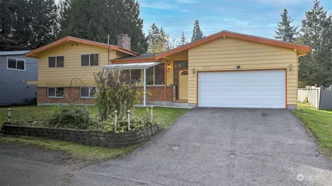12641 SE 60th St, Bellevue, WA 98006