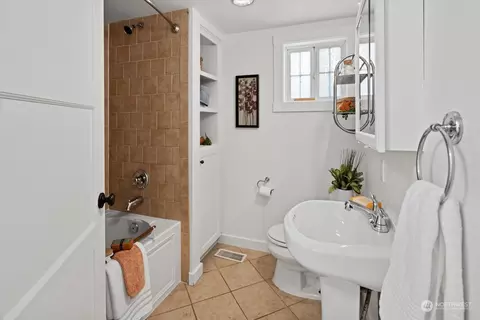 1708 Baker Ave, Everett, WA 98201 photo 11