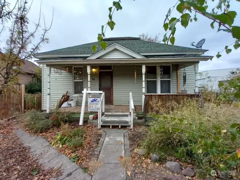 202 S Division St, Odessa, WA 99159