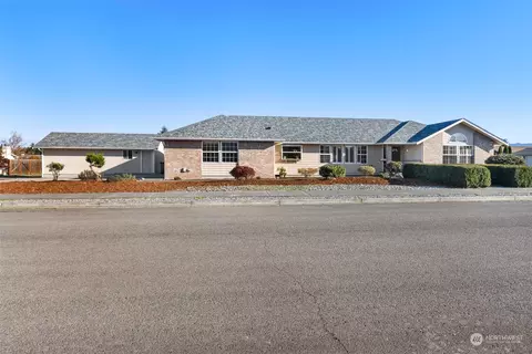 902 E Cedar St, Sequim, WA 98382 photo 34