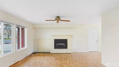 1255 E Pine St, Othello, WA 99344 photo 5
