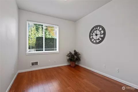 107 164th St SE #1-101, Bothell, WA 98012 photo 11