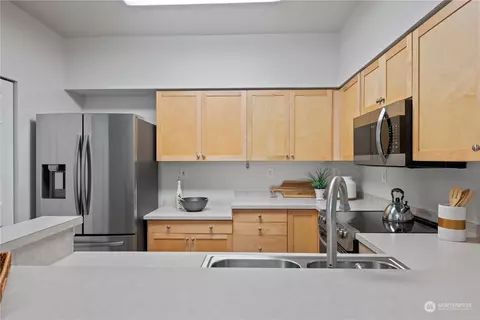 107 164th St SE #1-101, Bothell, WA 98012 photo 9