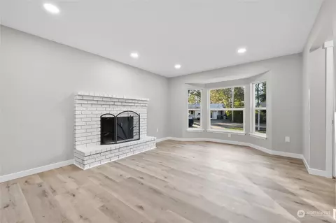17007 17009 8th Ave E, Spanaway, WA 98387 photo 5