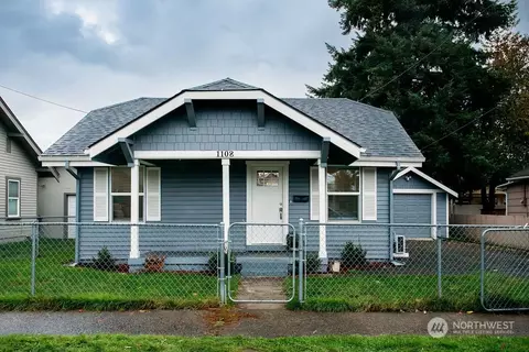 1108 S 5th Ave, Kelso, WA 98626