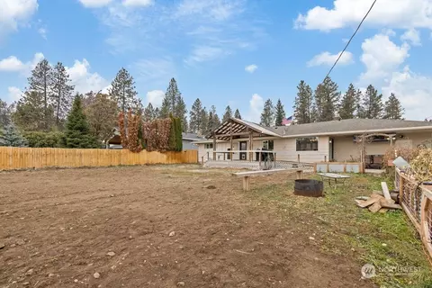 2646 E 40th St, Spokane, WA 99223 photo 32