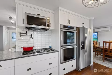 2646 E 40th St, Spokane, WA 99223 photo 8